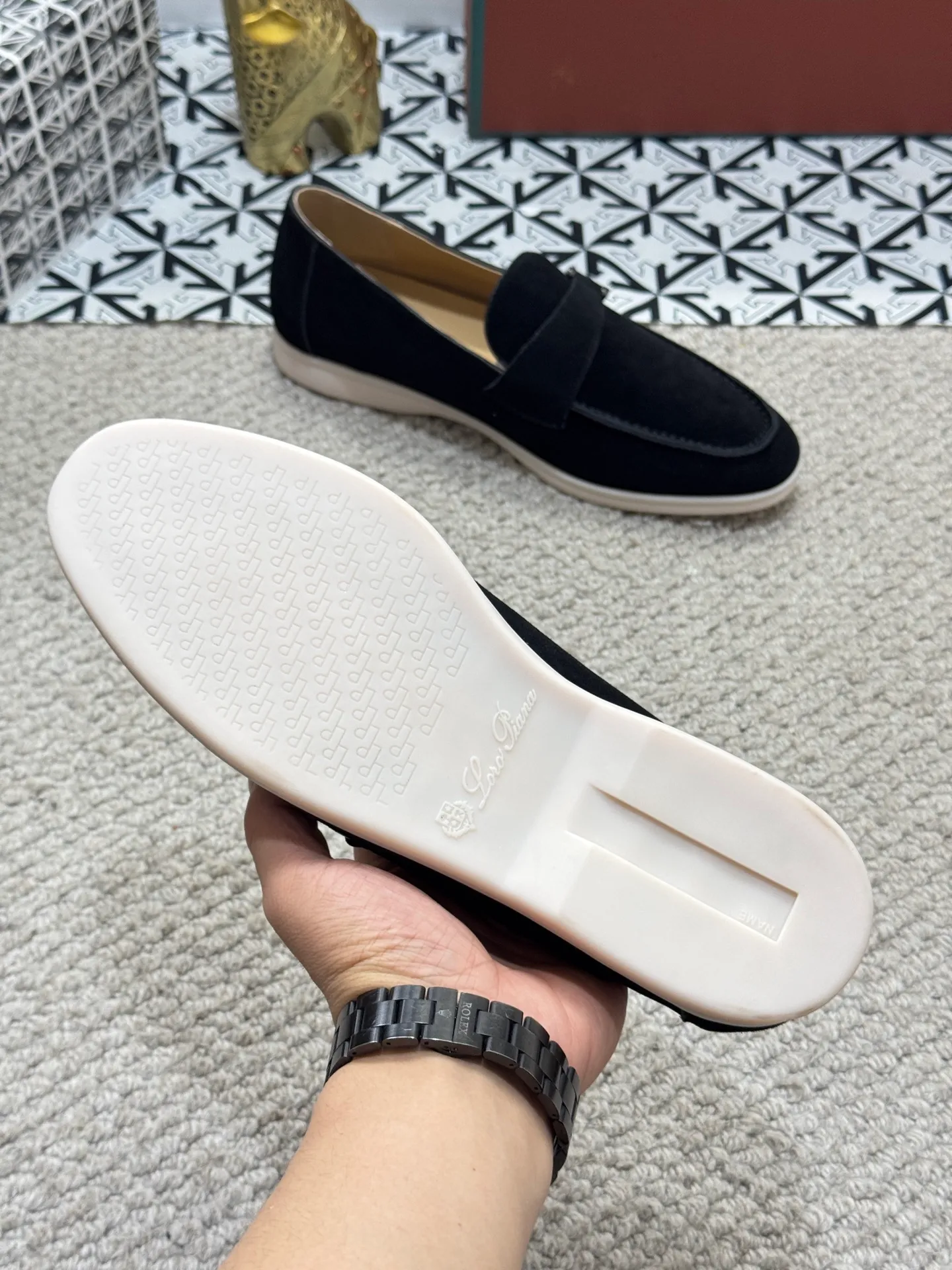 Men's men's shoes 💰380 [New model] 🍓🍓Loro Piana - LP couple model. The new moccasins are made of water-repellent treated suede uppers with rubber soles, a classic. The complex craftsmanship and meticulous structure make the shoes light and soft, allowing you to walk comfortably and freely. Perfect for wearing at the beach or out in the water during the summer. Size: 35-44 (45 customized MH)
